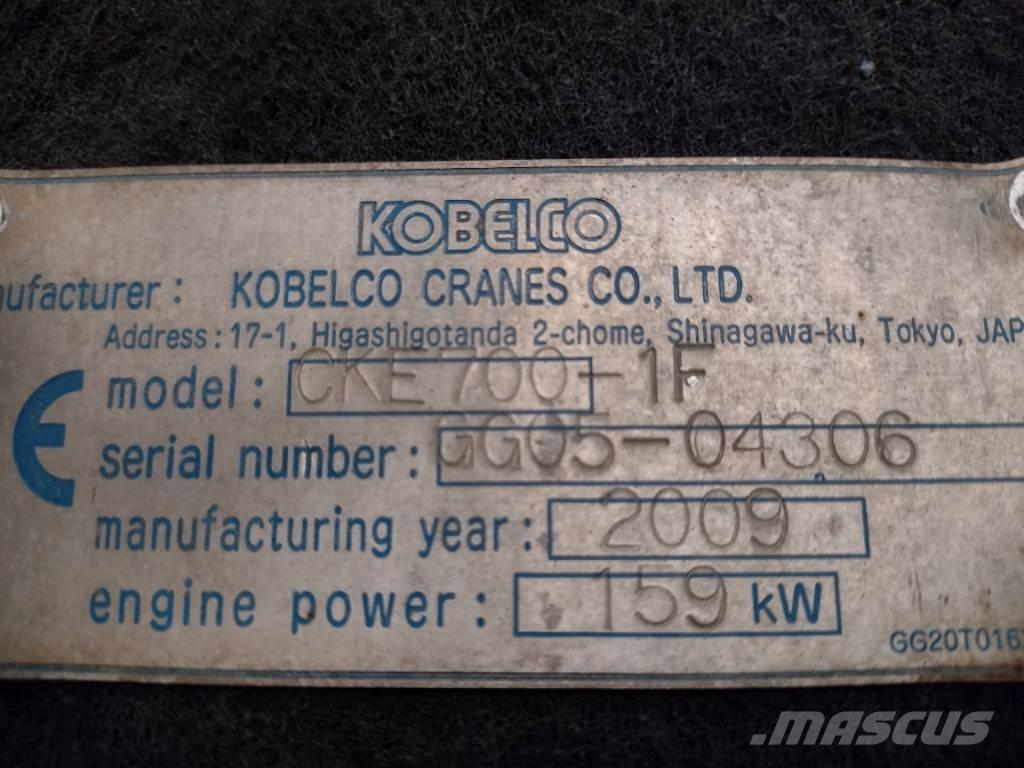 Kobelco CKE700-1F Grue sur chenilles