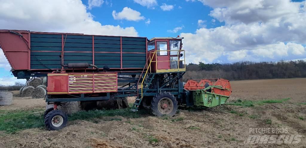  Hemp Harvester NA Moissonneuse batteuse