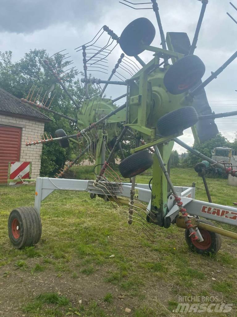 CLAAS Liner 1550 Rateau faneur