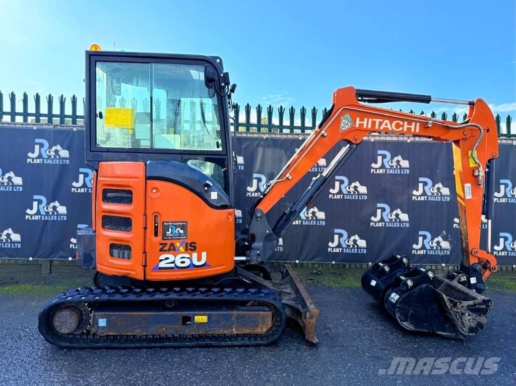 Hitachi ZX 26 U-6 CR Mini pelle < 7t