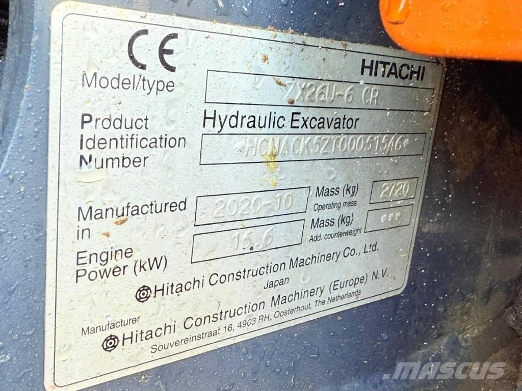 Hitachi ZX 26 U-6 CR Mini pelle < 7t