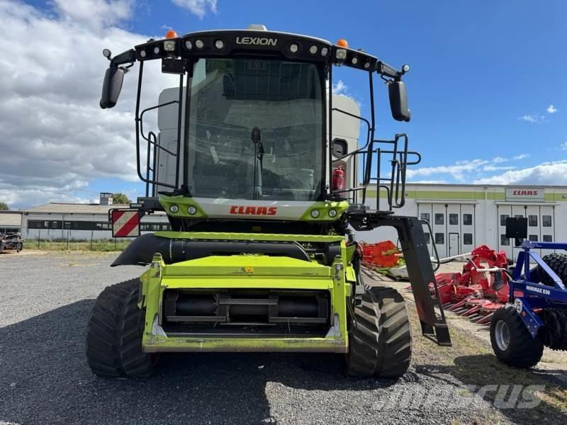 CLAAS LEXION 6900 Moissonneuse batteuse
