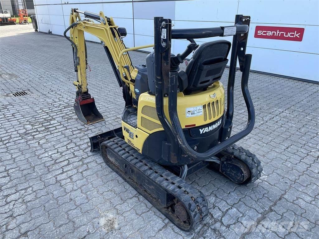 Yanmar VIO12 Pelle sur pneus