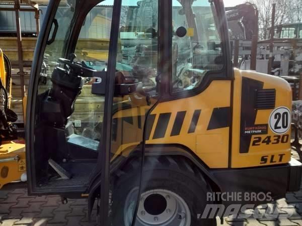 Schäffer 2430 SLT Chargeuse compacte