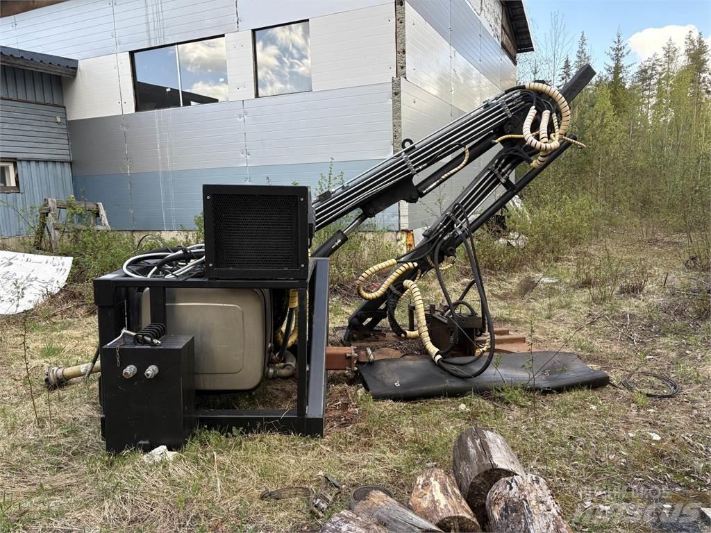  Ratemex 700T Broyeur / Gyrobroyeur / Epareuse
