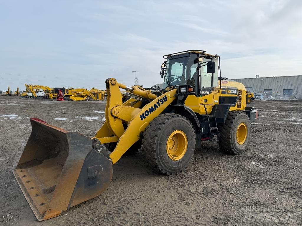 Komatsu WA320-8 Chargeuse sur pneus