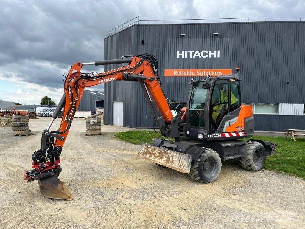 Hitachi ZX95W-7-2P Pelle sur pneus