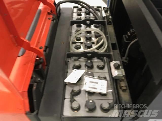 Toyota OSE 100 W Préparateur de commande au sol