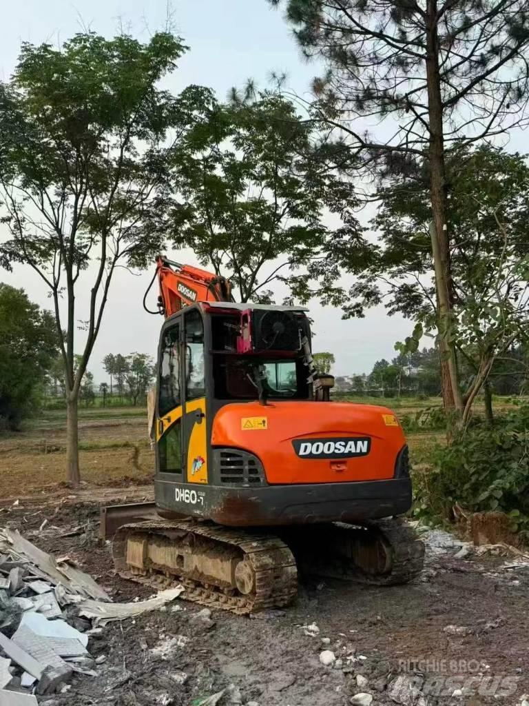 Doosan DH 60-7 Mini pelle < 7t