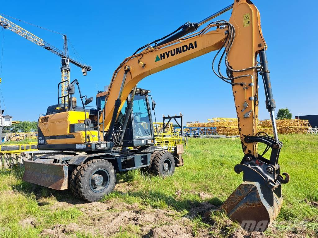 Hyundai HW140 Pelle sur pneus