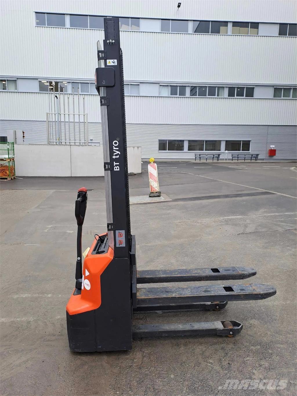 Toyota BT SHE100 Autre nacelle élévatrice