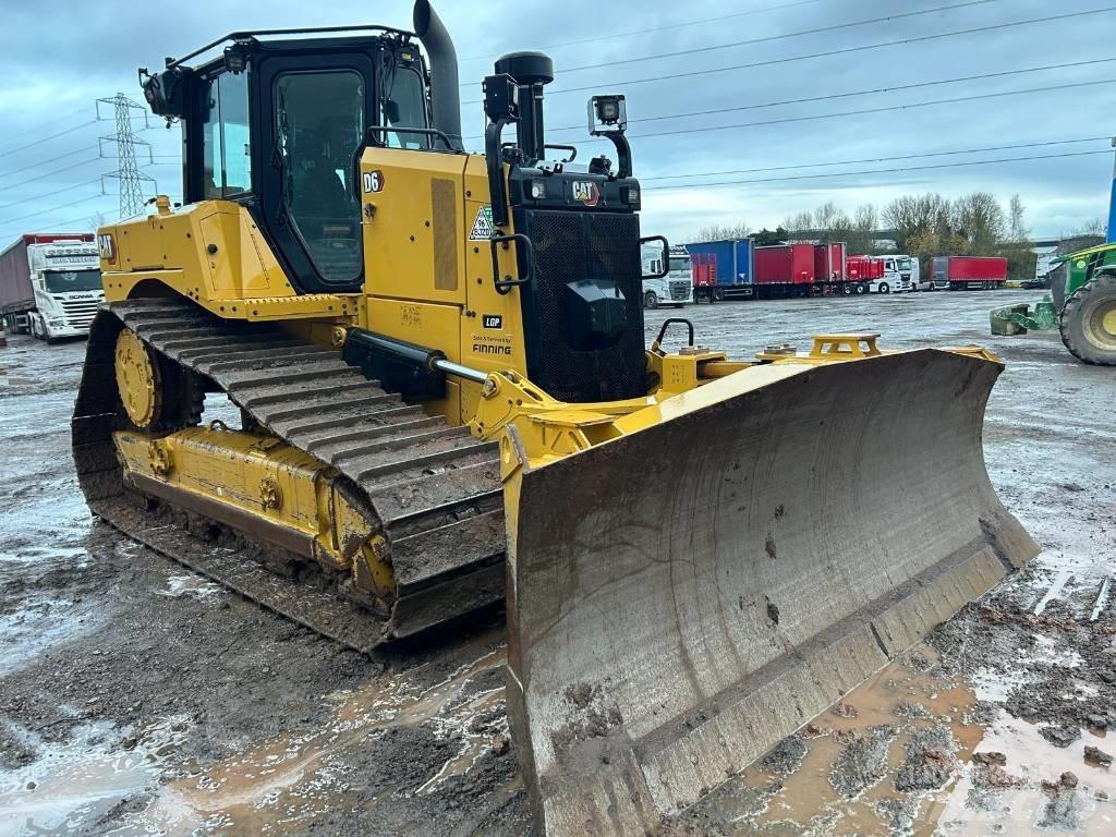 CAT D 6 LGP Bouteurs sur chenilles