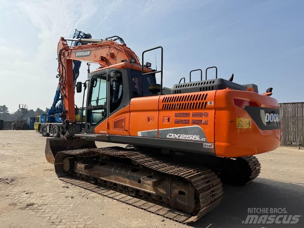 Doosan DX 255 LC-5 Pelle sur chenilles