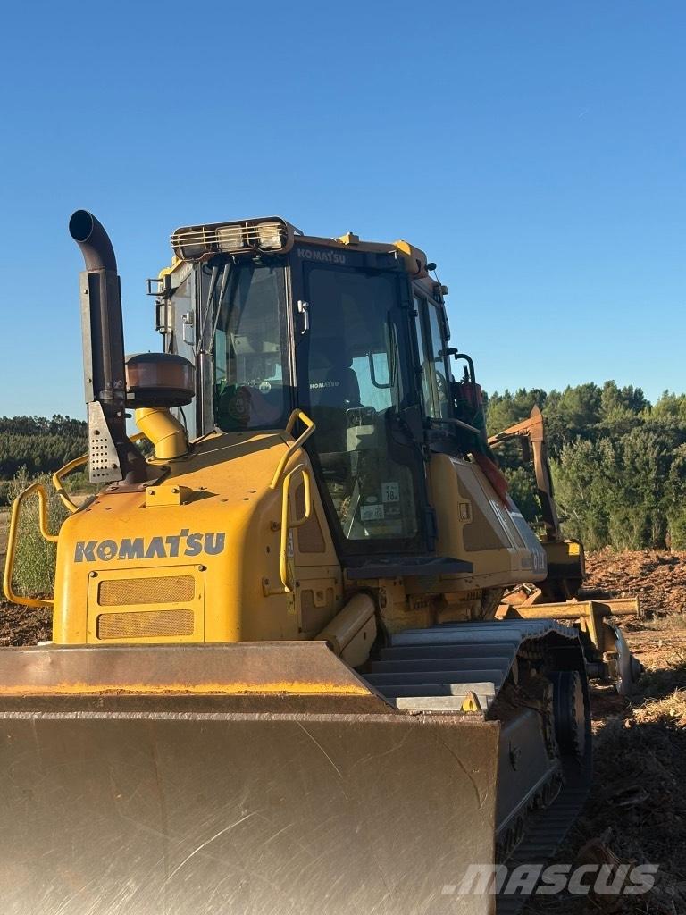 Komatsu D 61 EX-23 Bouteurs sur chenilles