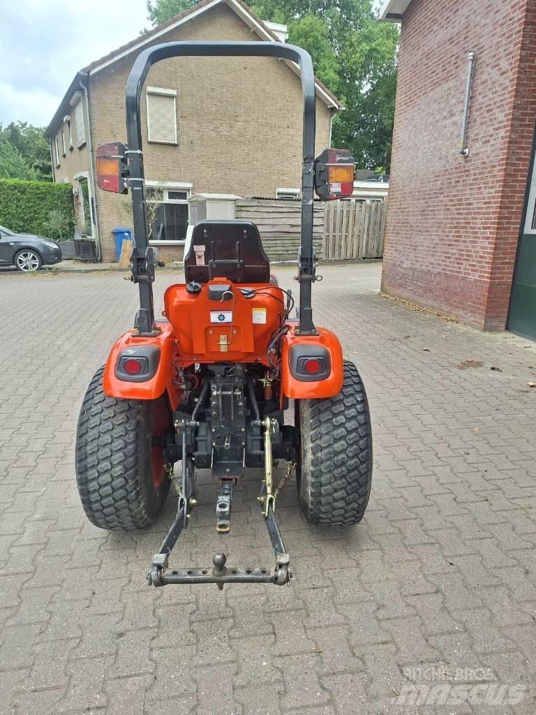 Kioti CK2810 HST Tracteur