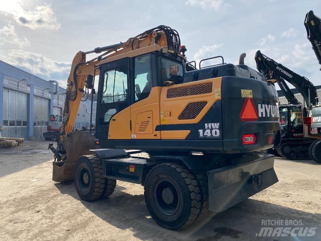Hyundai HW140W Pelle sur pneus