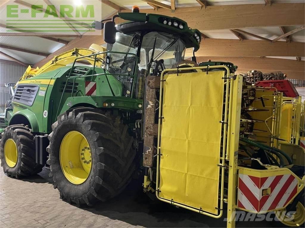 John Deere 9600 Ensileuse automotrice