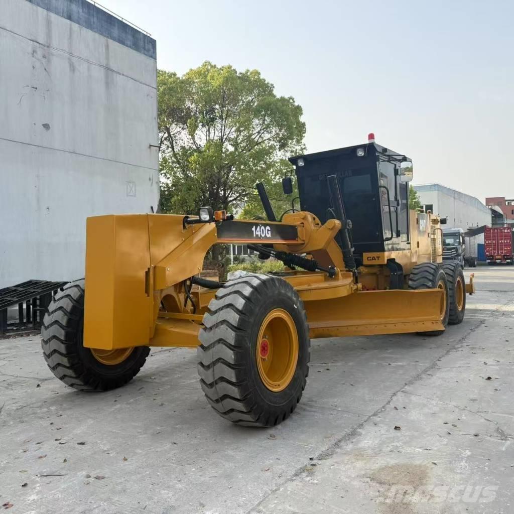 CAT 140 G Niveleuse