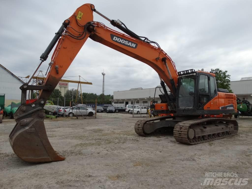 Doosan DX 225 LC-5 Pelle sur chenilles