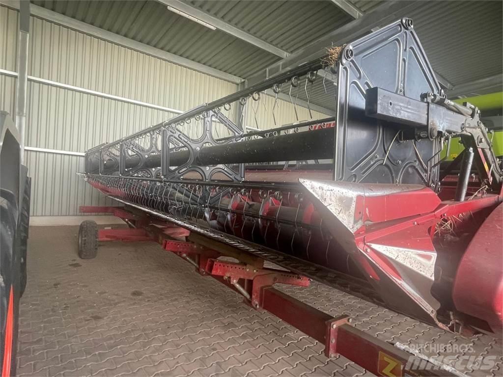 Case IH 8230 AF Moissonneuse batteuse