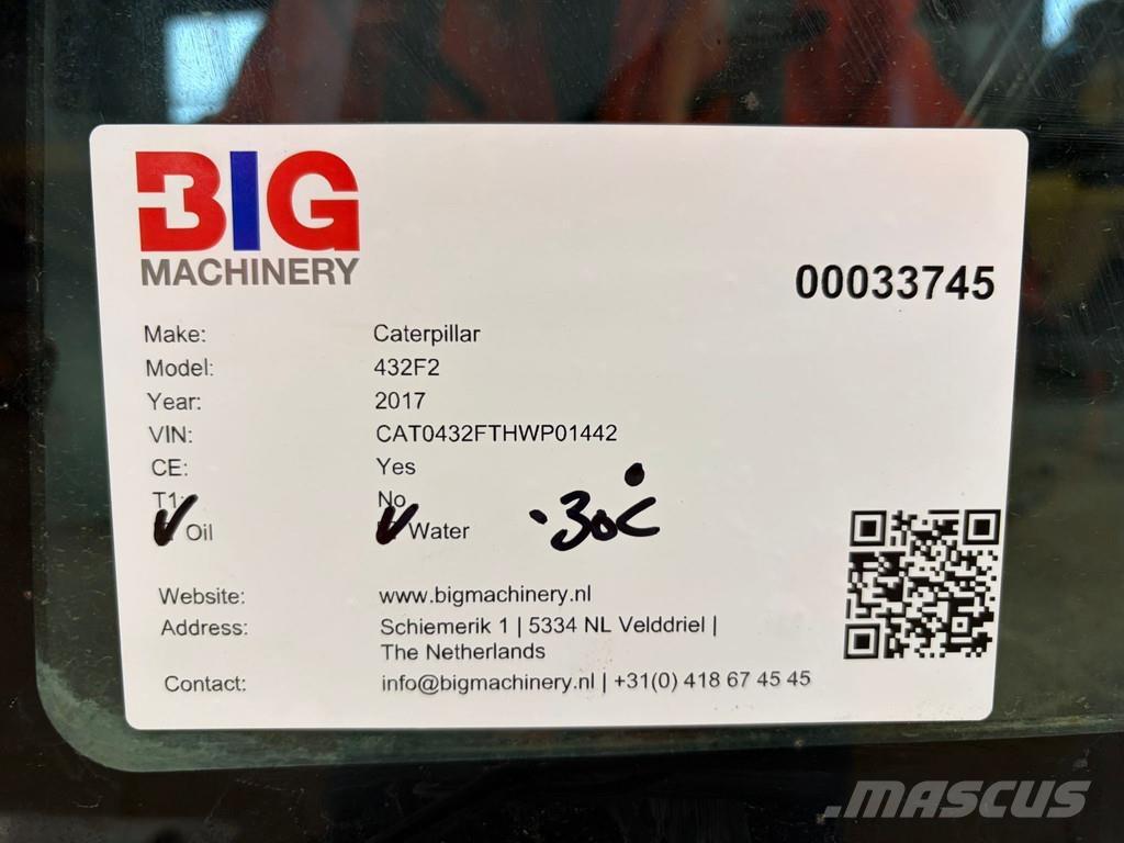CAT 432F2 Tractopelle