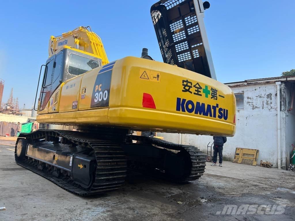Komatsu PC300-7 Pelle sur chenilles