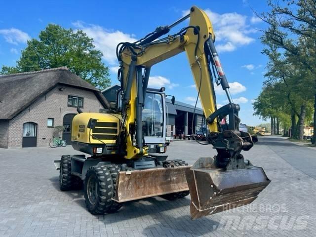Neuson 9503 Pelle sur pneus