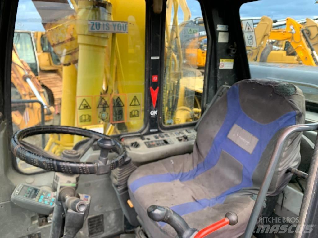 Komatsu PW 170 ES Pelle sur pneus