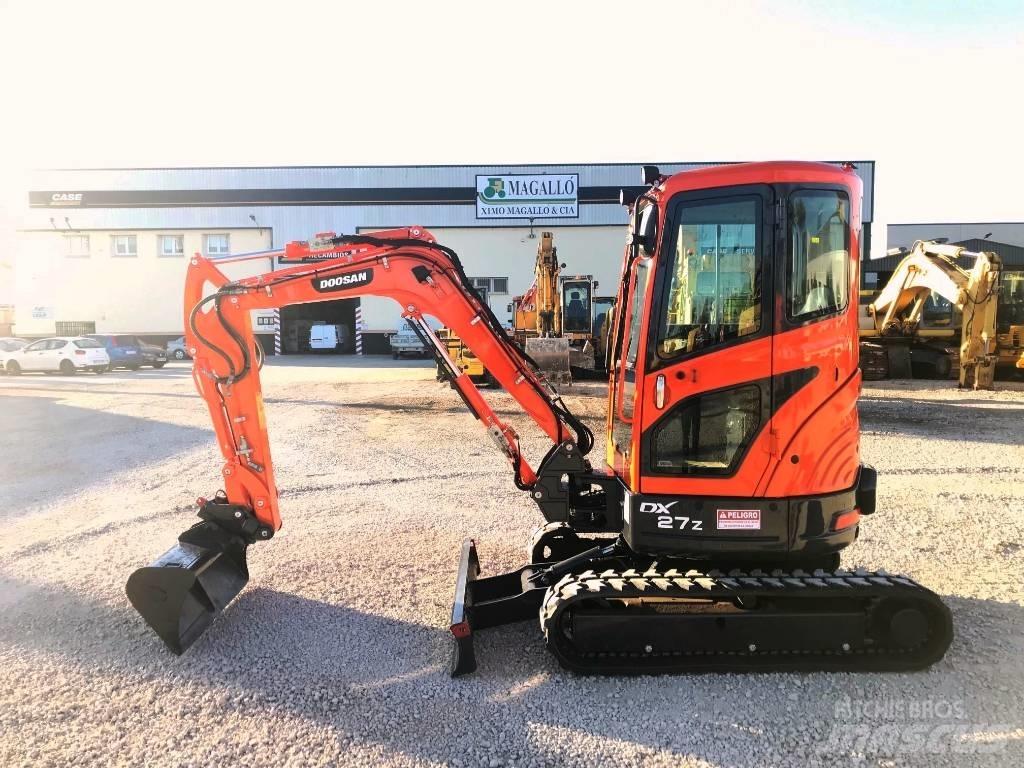 Doosan DX 27 Z Mini pelle < 7t
