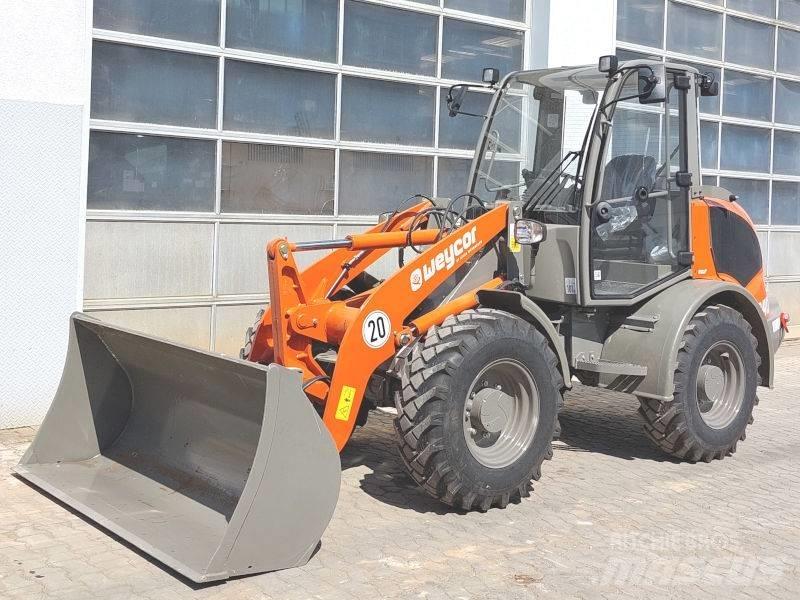 Atlas AR 400 Chargeuse compacte