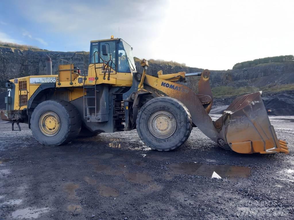 Komatsu WA 600-6 Chargeuse sur pneus