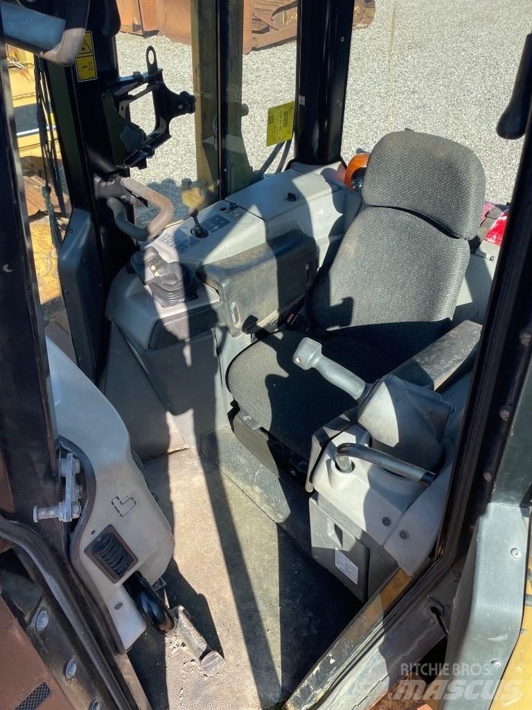 CAT D6N Bouteurs sur chenilles