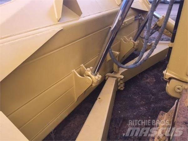 CAT D 6 R Bouteurs sur chenilles