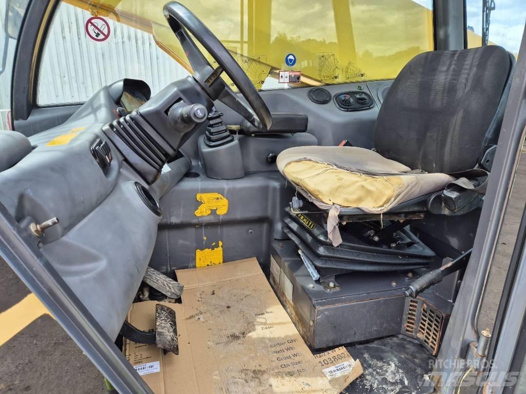 New Holland LM 1333 Chariot télescopique