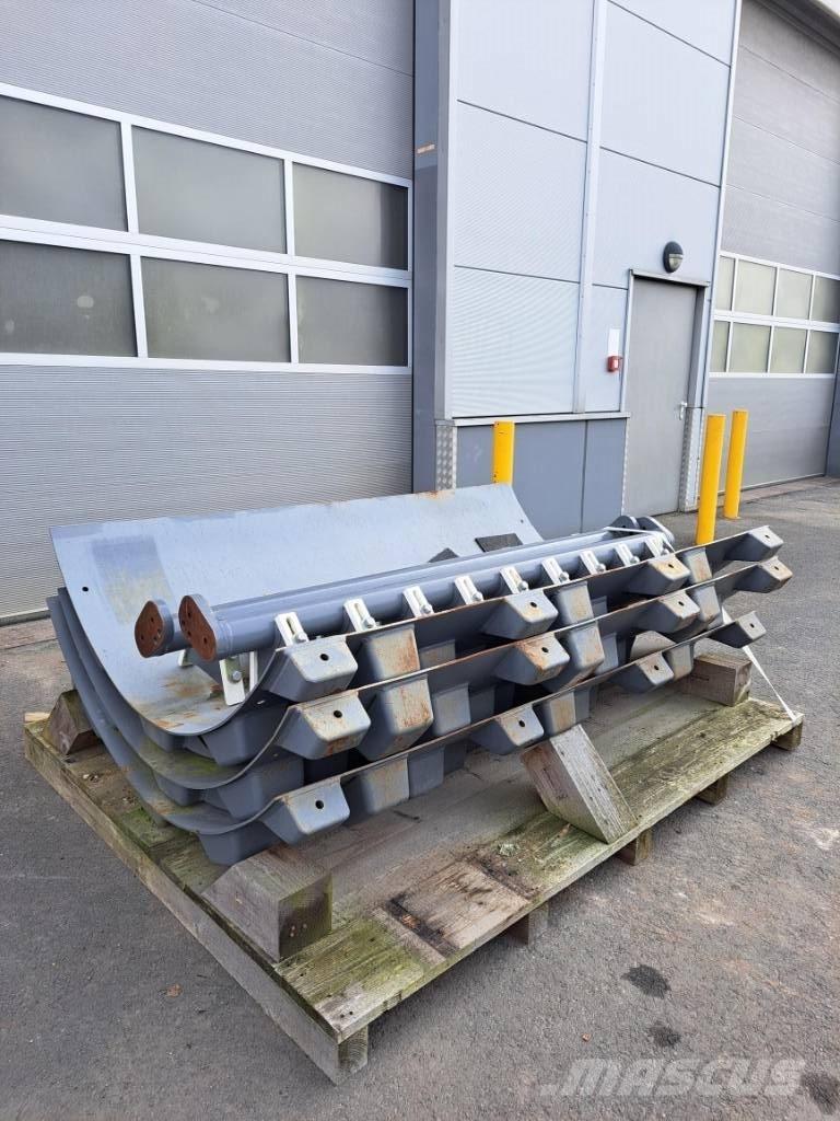 Hamm H13 i Chenilles
