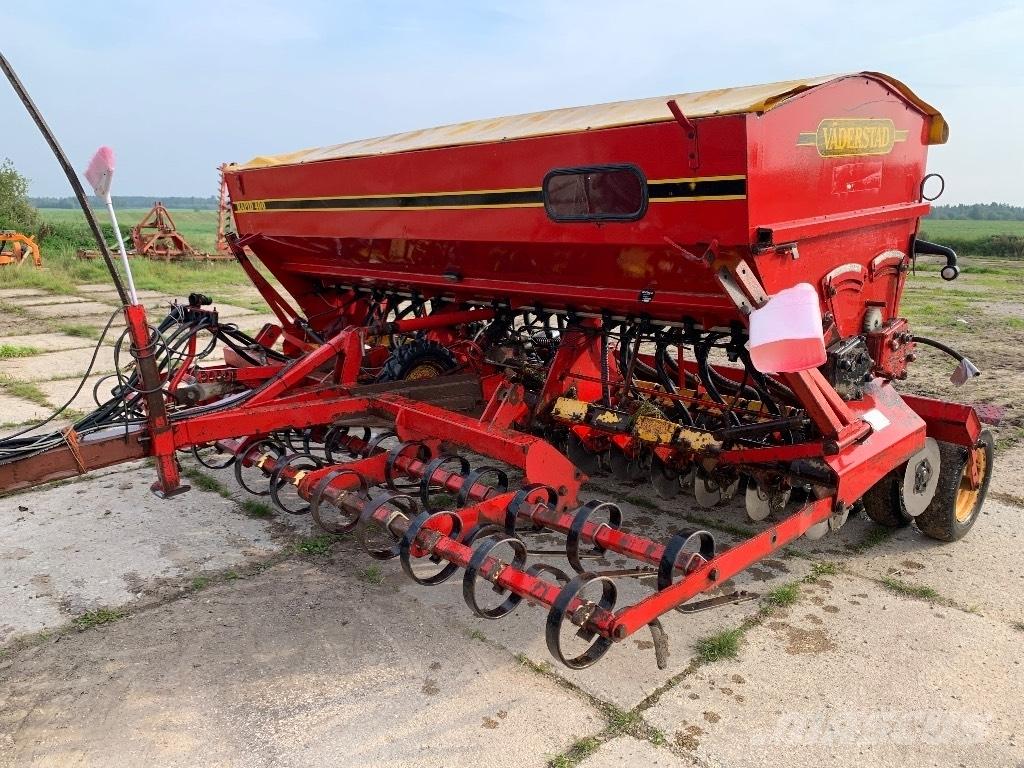Väderstad Rapid400F Semoir