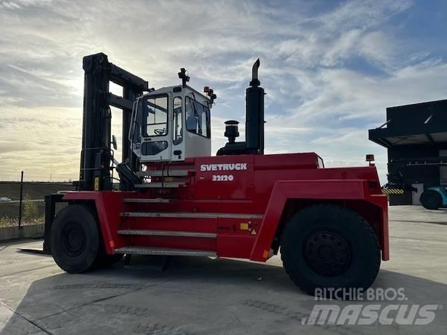 Svetruck 32-120-47 Chariots diesel