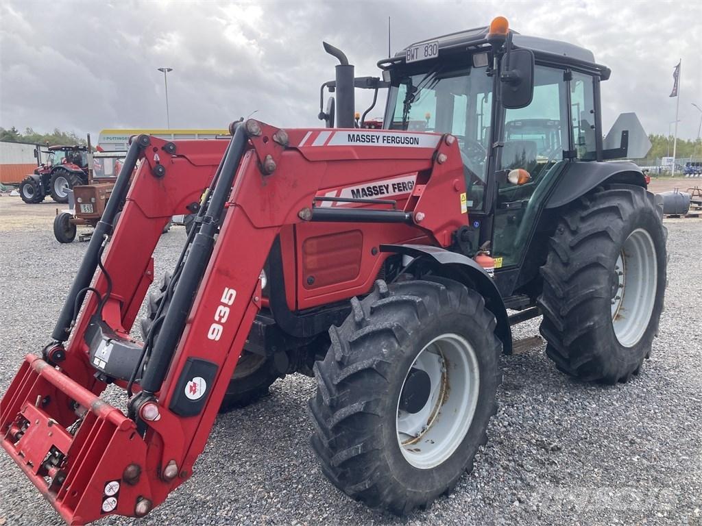 Massey Ferguson 4435 Tracteur