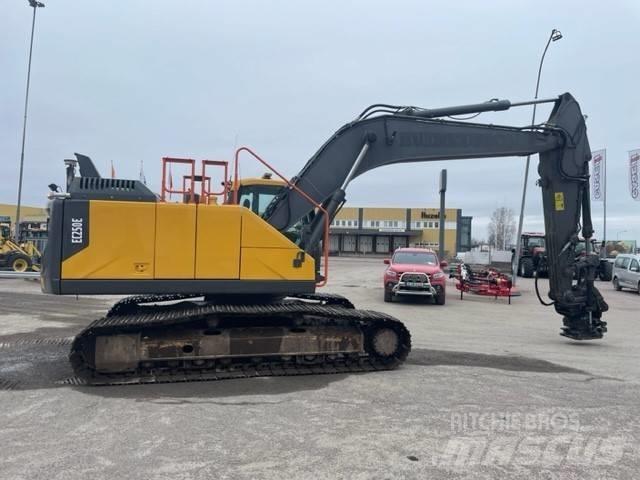 Volvo EC 250 EL Pelle sur chenilles