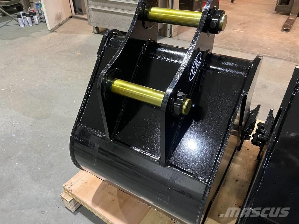 CAT 308  24" Bucket Autres accessoires