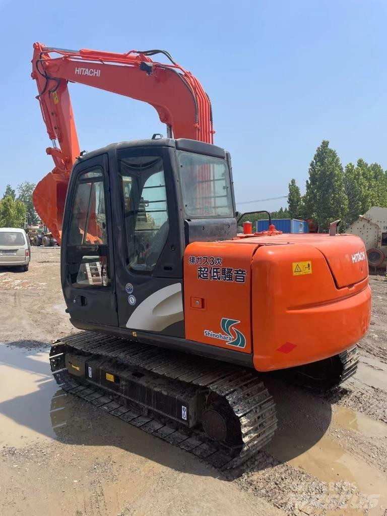 Hitachi ZX70 Pelle sur chenilles