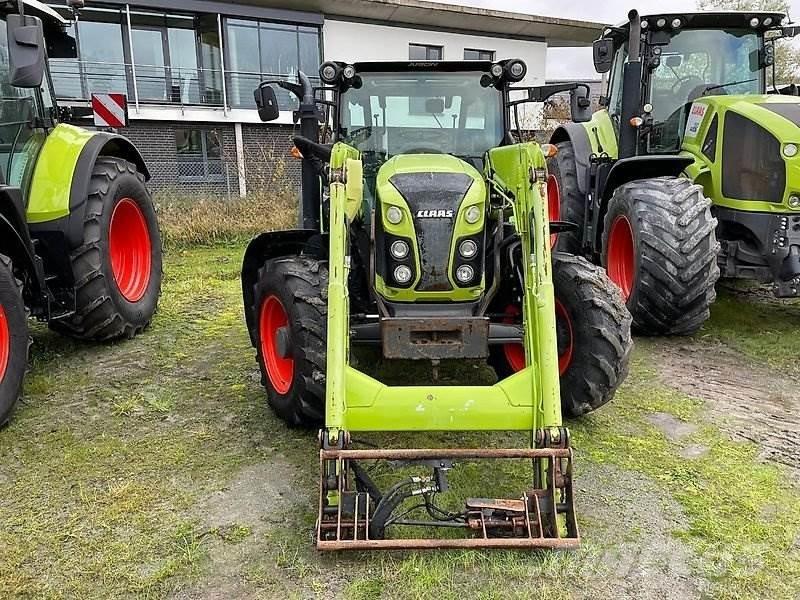 CLAAS Arion 420 Tracteur