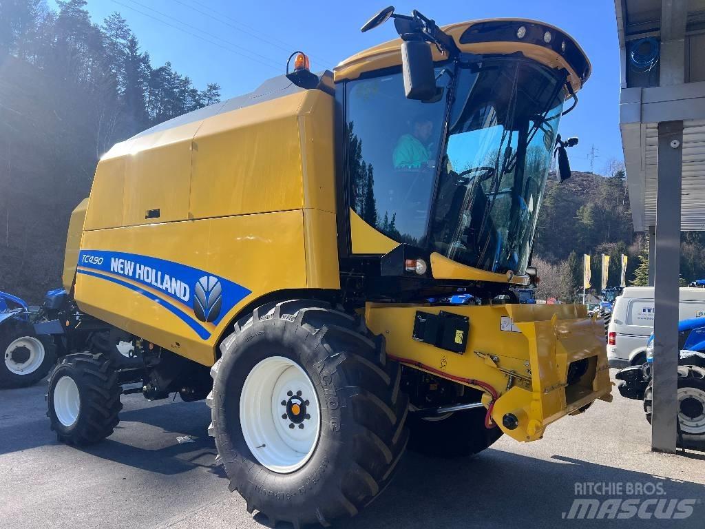 New Holland TC 4.90 Moissonneuse batteuse
