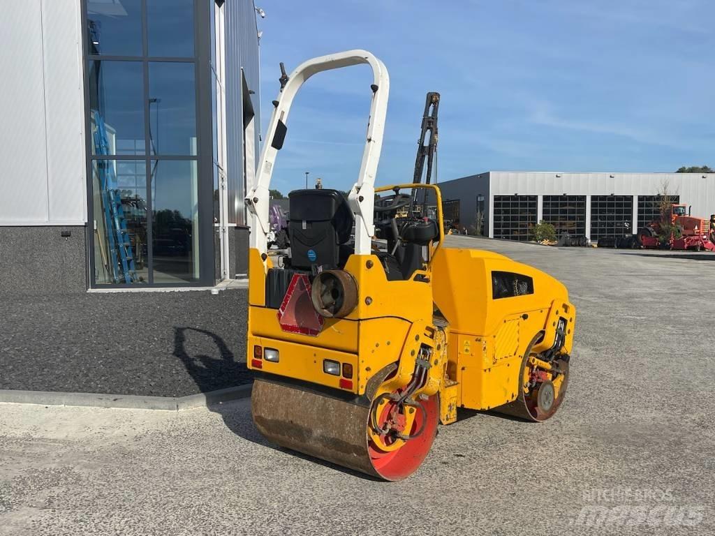 Bomag BW 100 AD-4 Rouleaux tandem