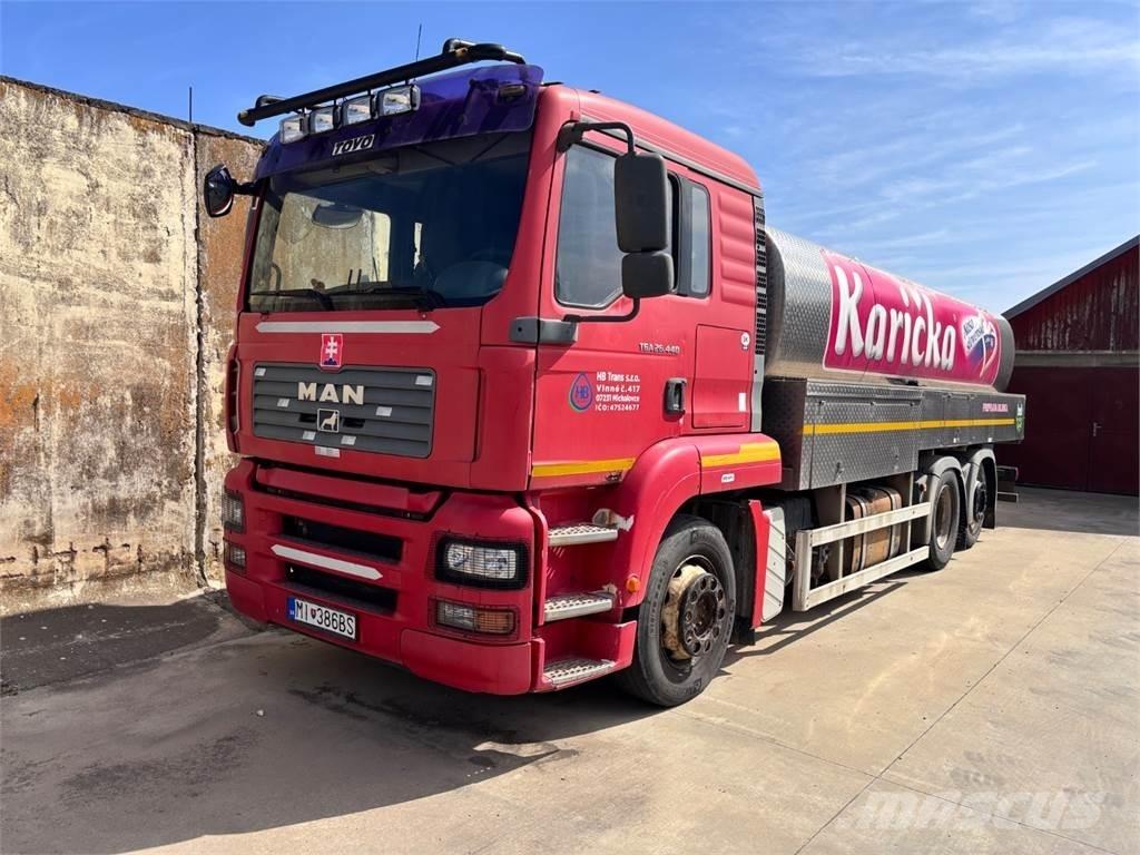 MAN TGA 26.440 6X2 Motrici cisterna