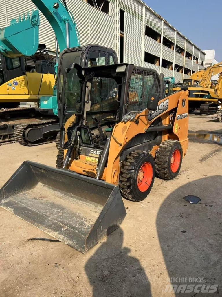 CASE SR 200 Chargeuse compacte