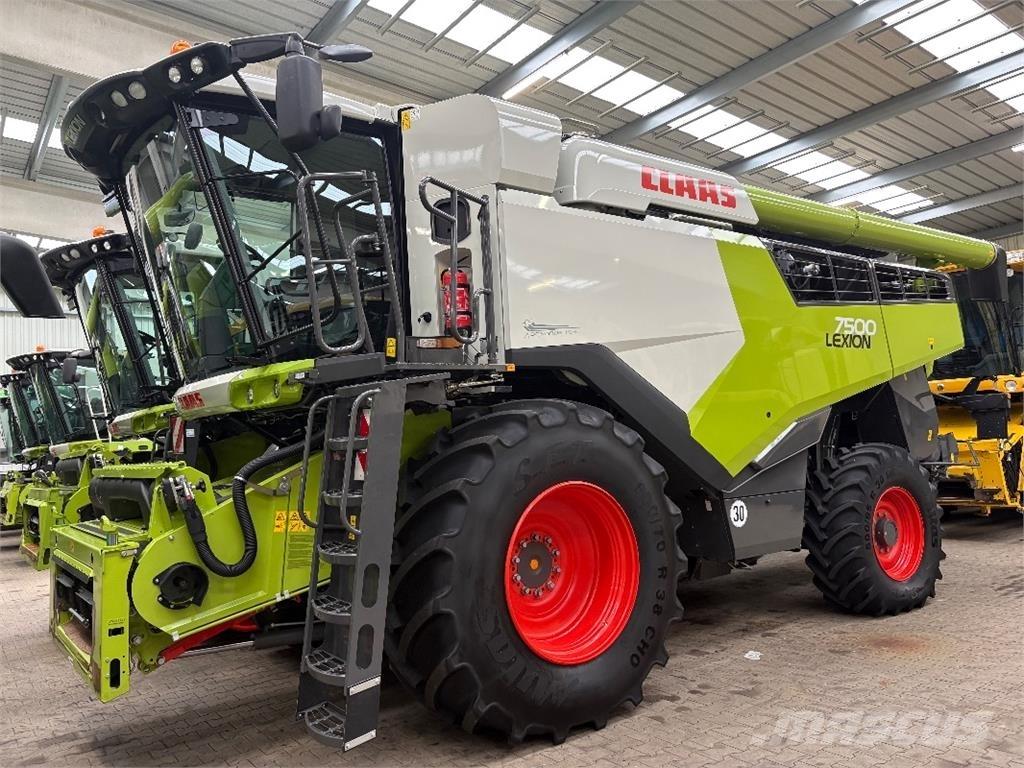 CLAAS LEXION 7500 Moissonneuse batteuse
