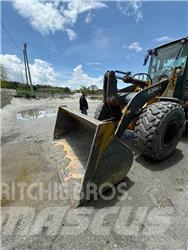 John Deere 624k-II Chargeuse sur pneus