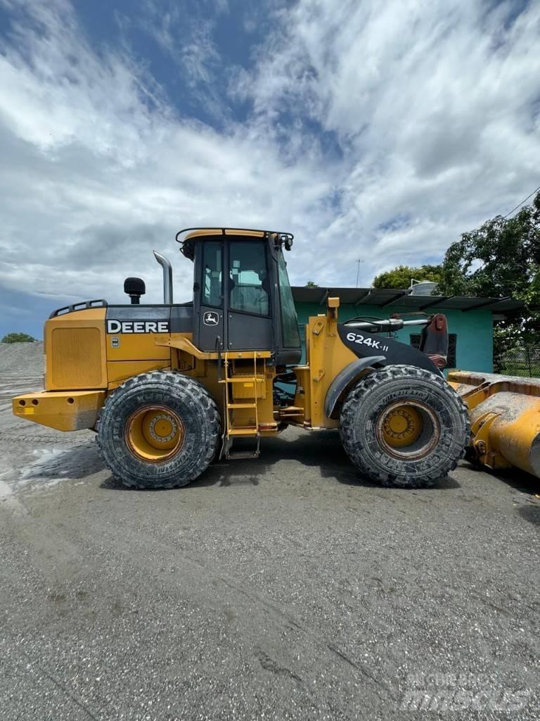 John Deere 624k-II Chargeuse sur pneus