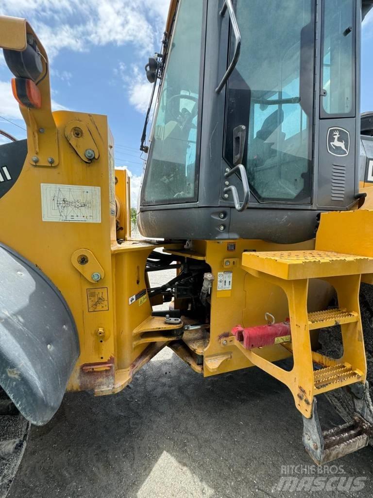 John Deere 624k-II Chargeuse sur pneus